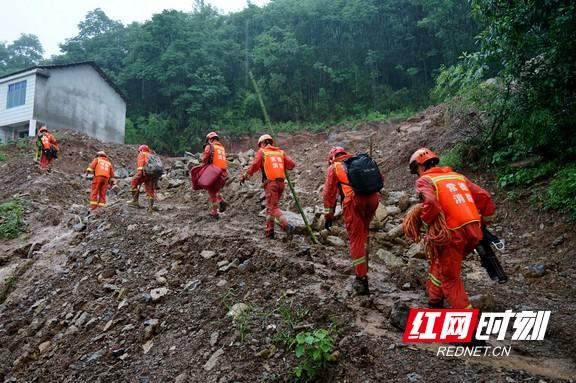 火连坡镇交通状况持续改善，助推地方经济腾飞最新报道